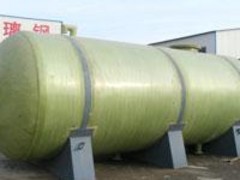 大量供應高性價臥式玻璃鋼儲存罐,批發玻璃鋼設備罐-安丘市華岳玻璃鋼廠提供大量供應高性價臥式玻璃鋼儲存罐,批發玻璃鋼設備罐的相關介紹、產品、服務、圖片、價格臥式玻璃鋼儲存罐、玻璃鋼立式儲罐、玻璃鋼臥式儲罐、玻璃鋼方形橫流式冷卻塔、玻璃鋼圓形逆流式冷卻塔、玻璃鋼洗滌塔、