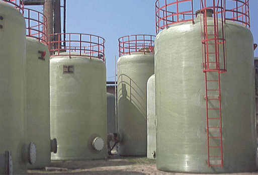 供應(yīng)立式玻璃鋼儲(chǔ)罐02_設(shè)備欄目